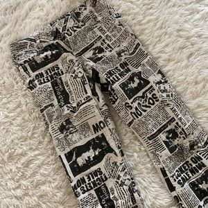 GARAGE NEWSPAPER PRINT JEANS 🖤